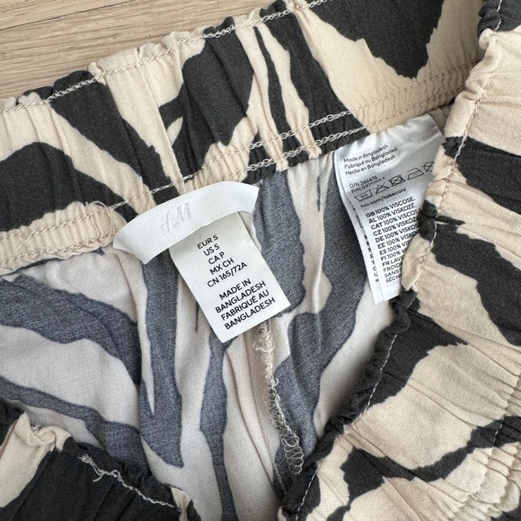 H&M Animal Print Pants - Picture 3 of 4